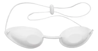Lentes protección ocular para clienta láser